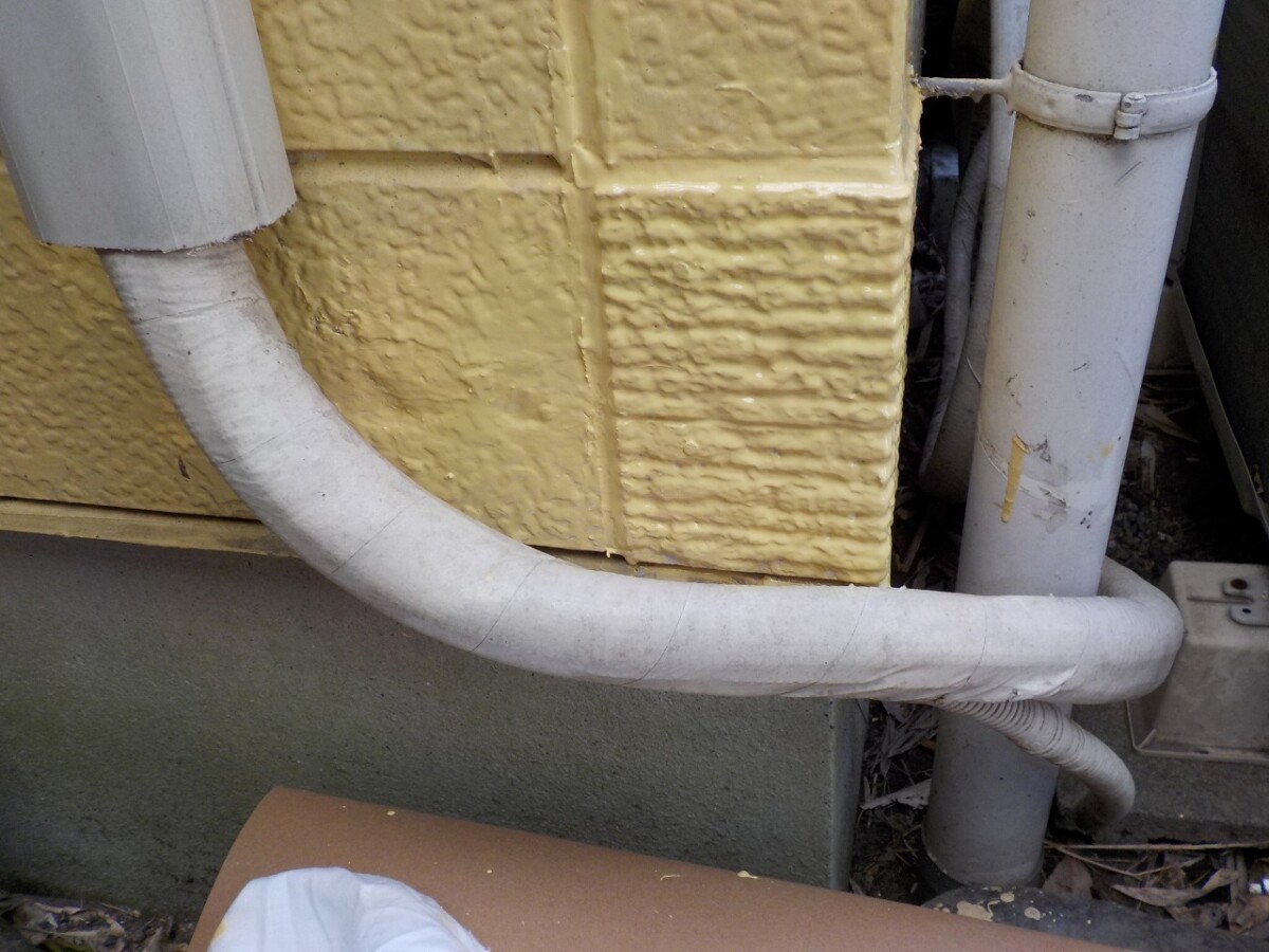 【藤沢市】外壁修理工事　板金及び似寄材によるカバー修理